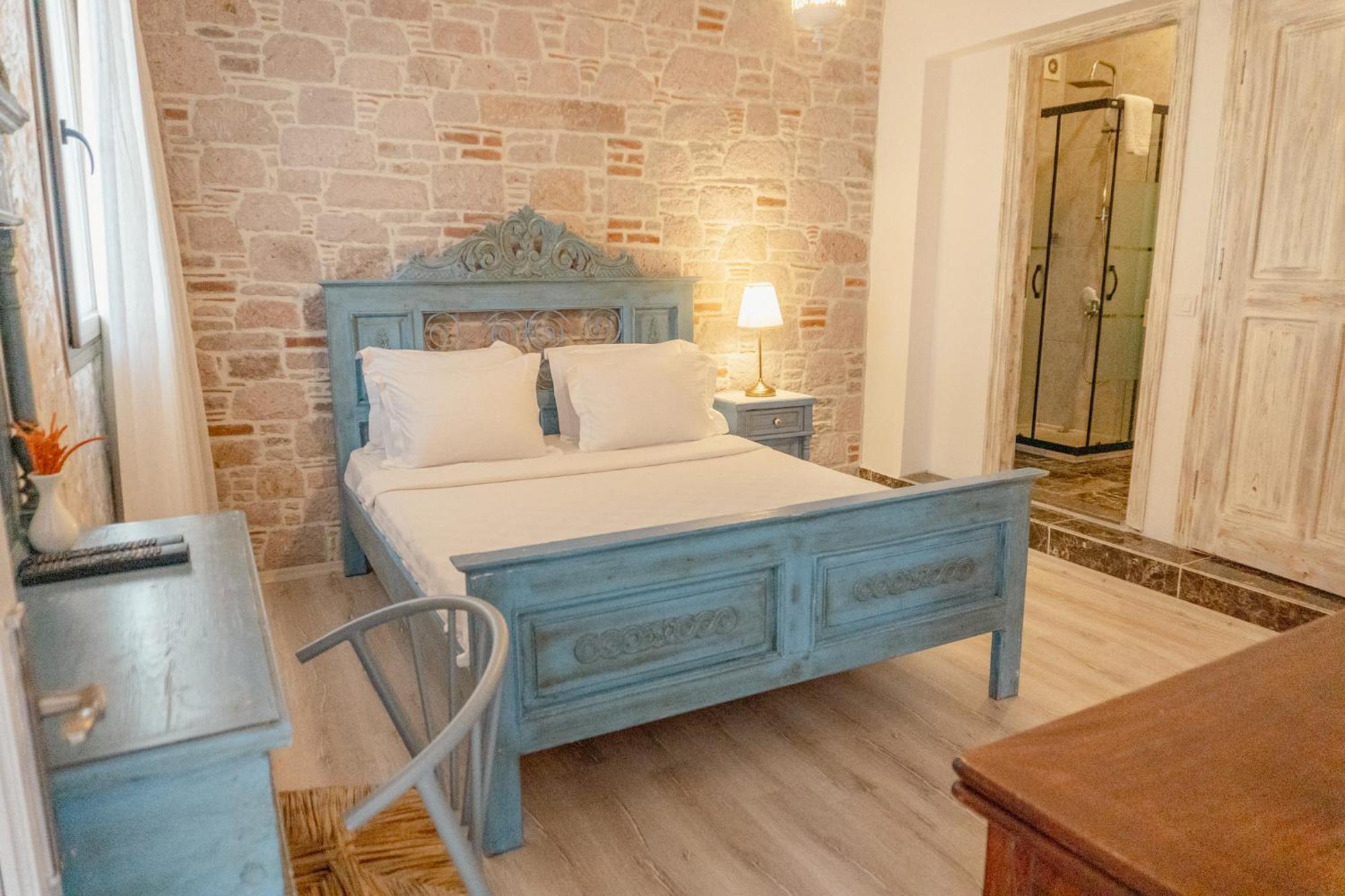 Cunda Mor Limon Otel Айвалик Екстер'єр фото