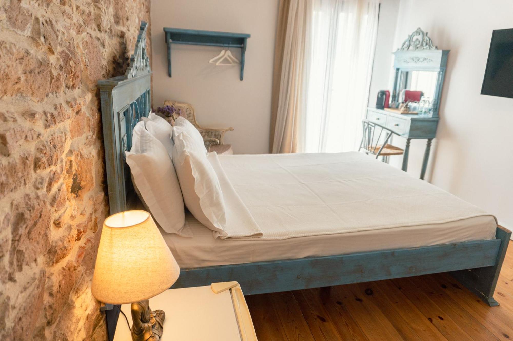 Cunda Mor Limon Otel Айвалик Екстер'єр фото