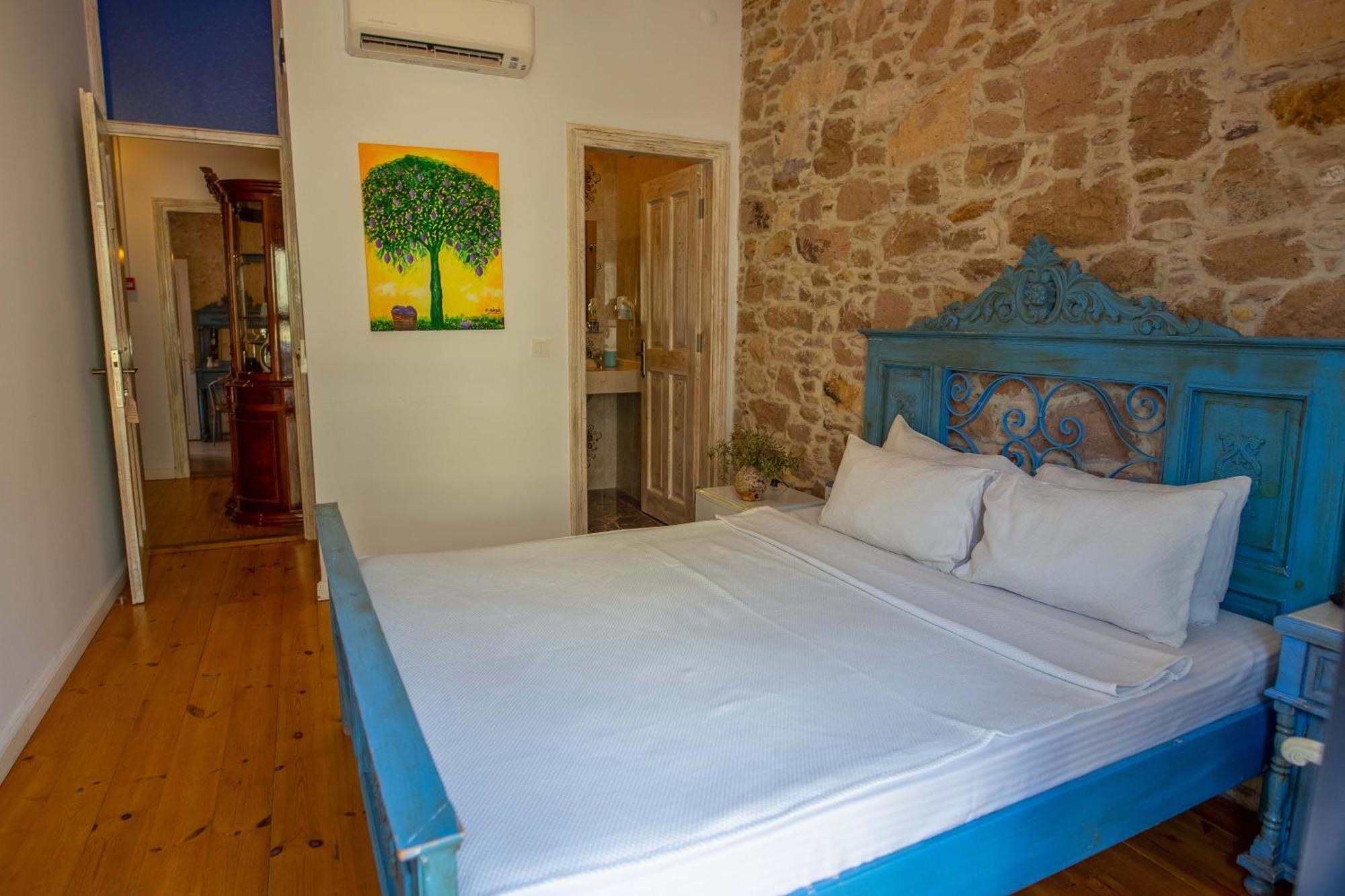 Cunda Mor Limon Otel Айвалик Екстер'єр фото